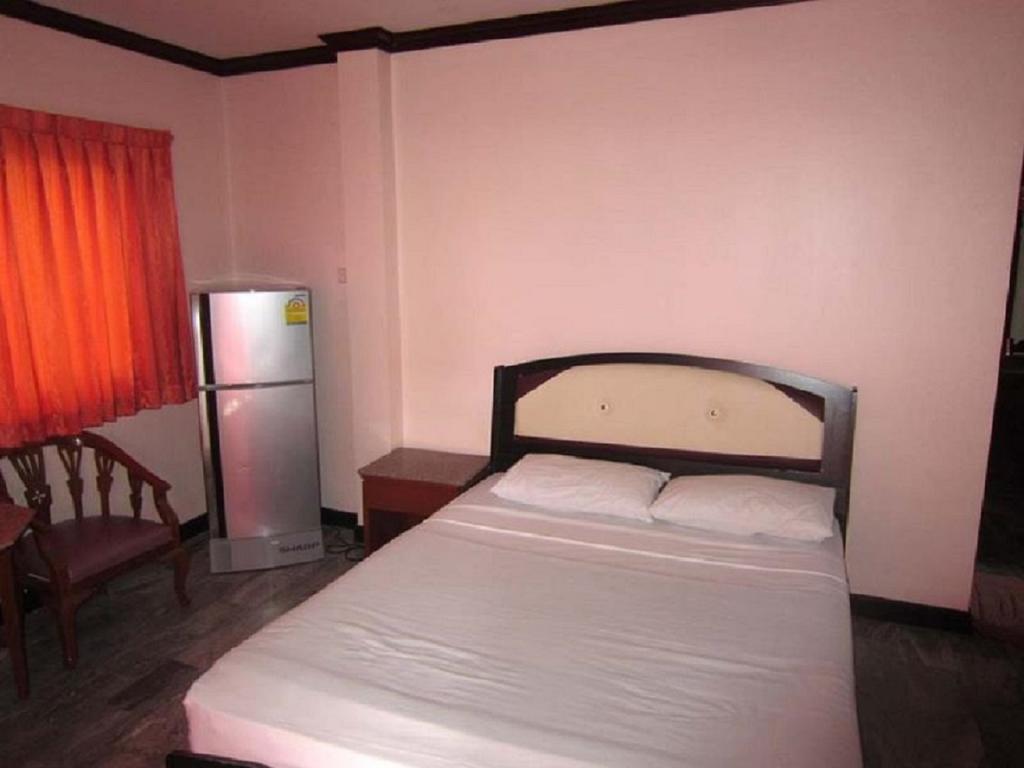 Aa Guesthouse Pattaya Bagian luar foto