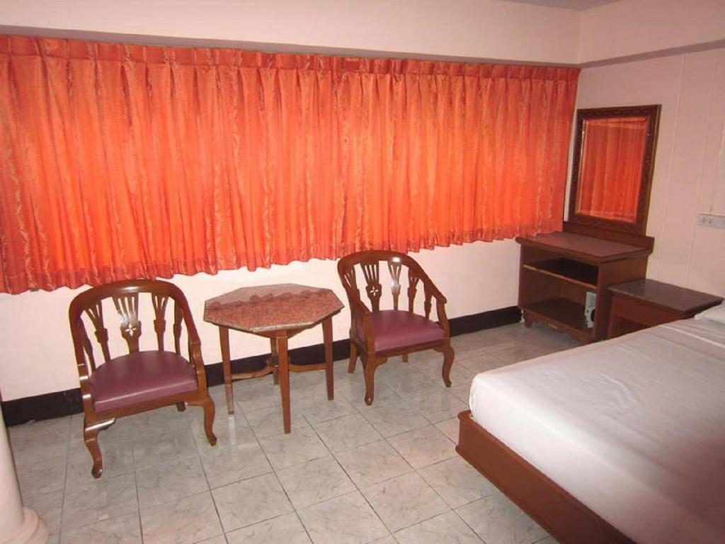 Aa Guesthouse Pattaya Bagian luar foto